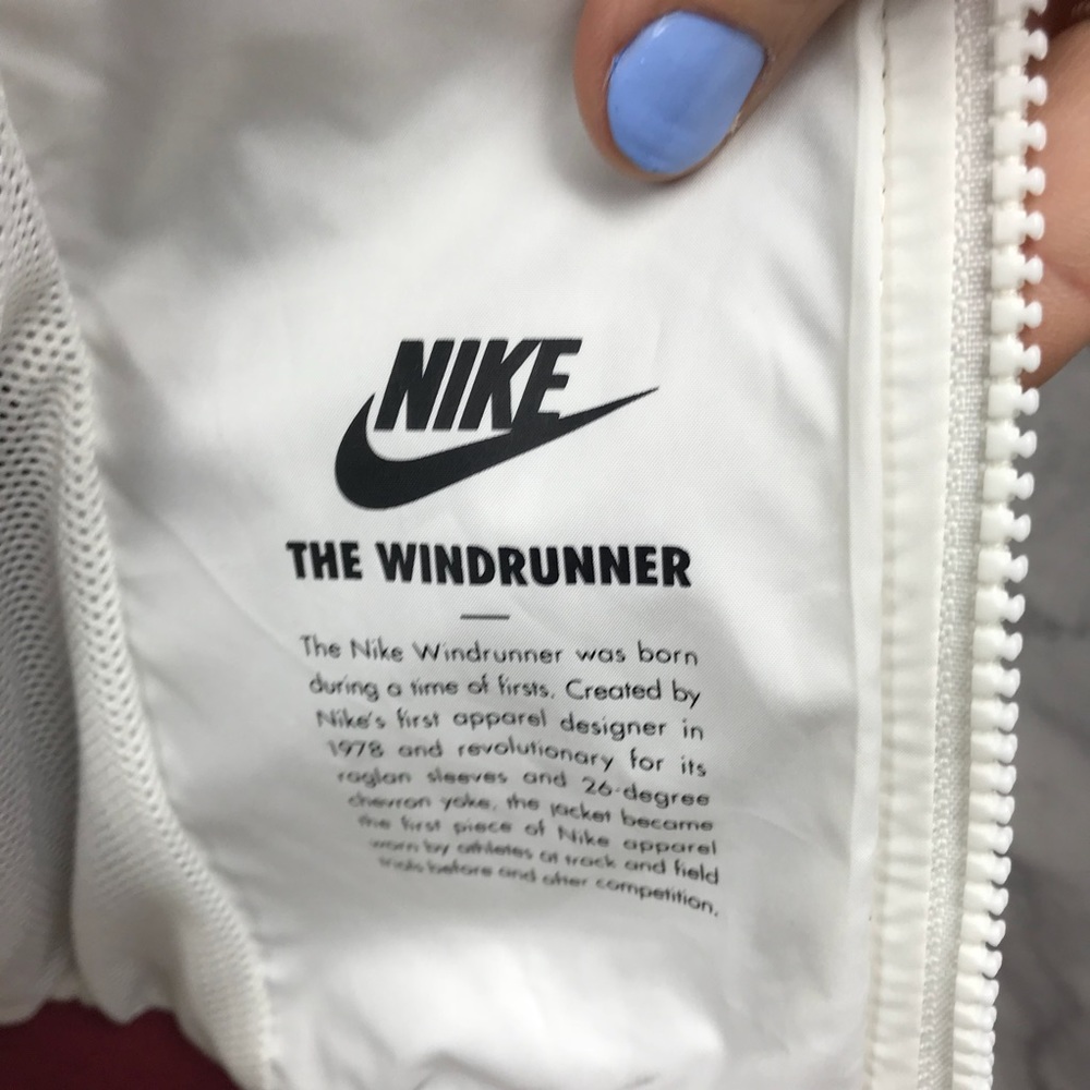 Nike Windrunner Jacket - Picture 5 of 8
